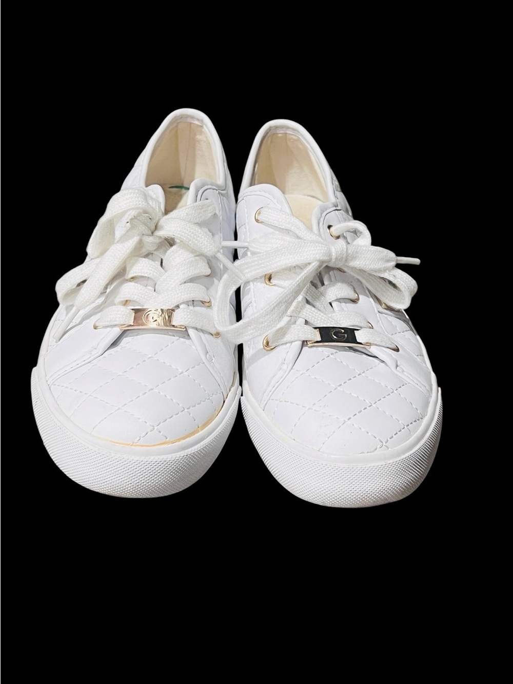 Women Guess White Quilted Lace-Up Sneakers with Gold Accents Sz 7.5 M